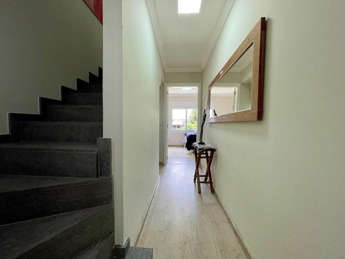 Casa Triplex 3 Dorm A 6Qd Rua Coberta Canela Exterior photo