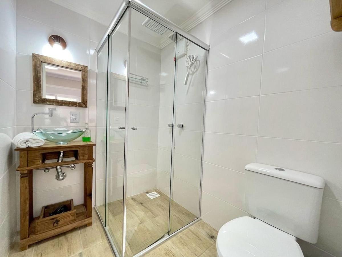 Casa Triplex 3 Dorm A 6Qd Rua Coberta Canela Exterior photo